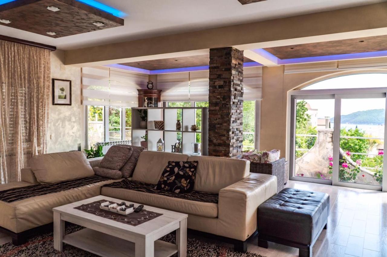 Dragana Villa *